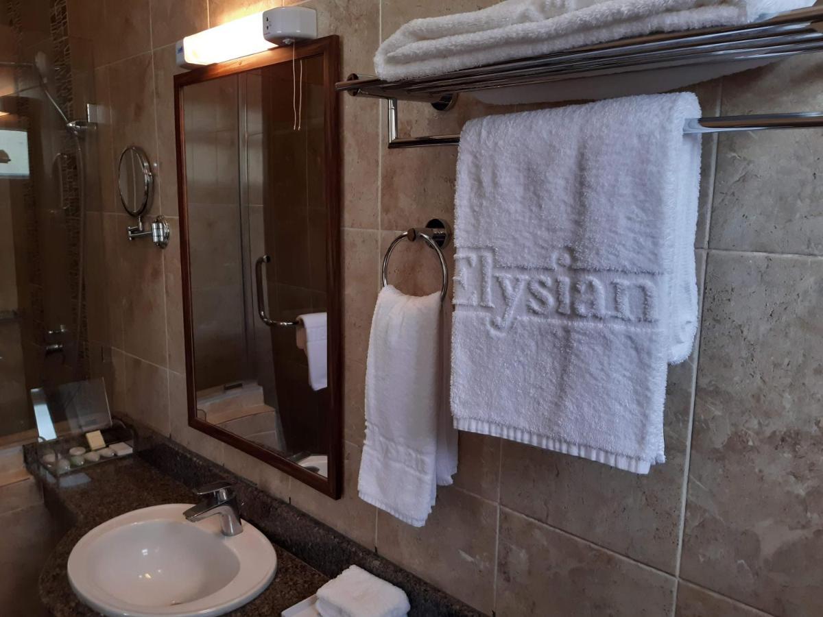 Elysian Resort Gathanga エクステリア 写真
